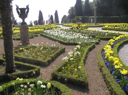 castello_di_miramare_giardini